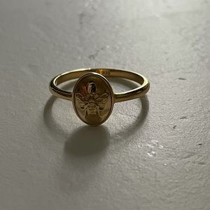 Mejuri Bee Ring
